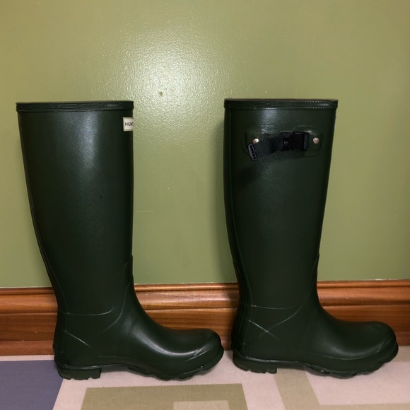 HUNTER Matte Green Tall Norris Field Boot - Picture 5 of 8